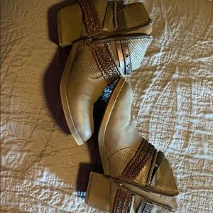 Maurice’s Size 6 Women’s Short Booties